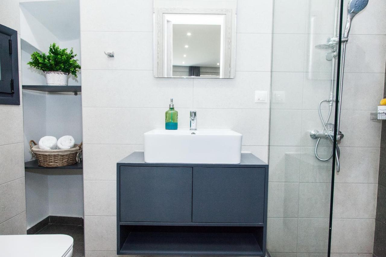 Apartments Vouliagmenis Ave 126 Athena Bagian luar foto